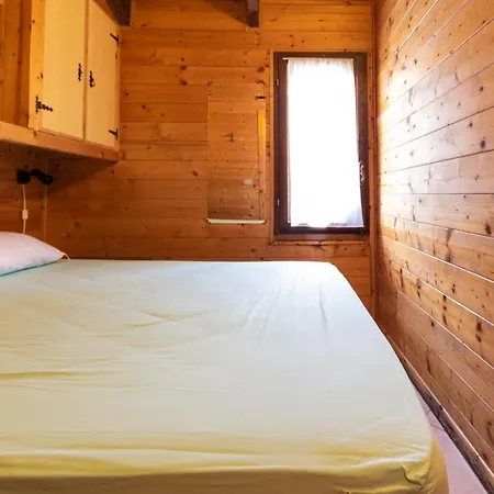 Parco Del Sangro シャレー カステル・ディ・サングロ